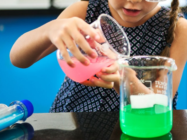 Une classe découverte scientifique pour cet été pour vos enfants une bonne ou une mauvaise idée